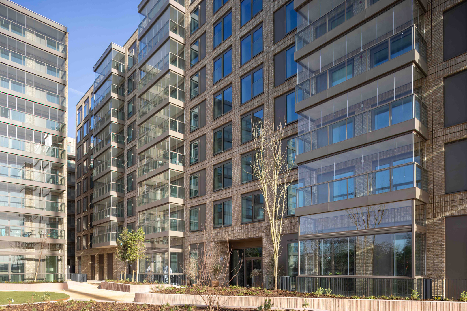 Deanston Wharf, London